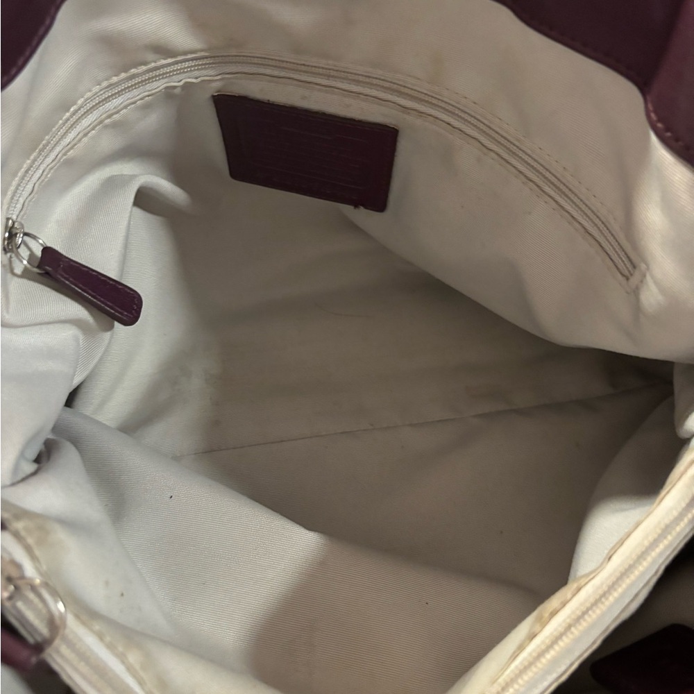 Coach G1276-F19448 SoHo Signature Embossed Leather Buckle Carryall in Plum VGUC - Picture 12 of 16